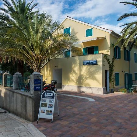 Bigblue House Apartman Amelie Veli Losinj Ngoại thất bức ảnh